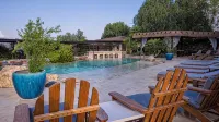 Alacatı Port Ladera Hotel - Adult Only - สระว่ายน้ำแบบอินฟินิตี้