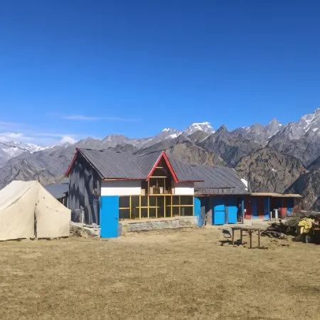 Grand Auli Camp Отели в г. Чамоли