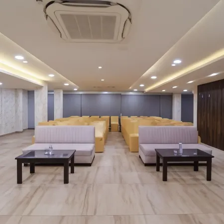 Hotel City Crown