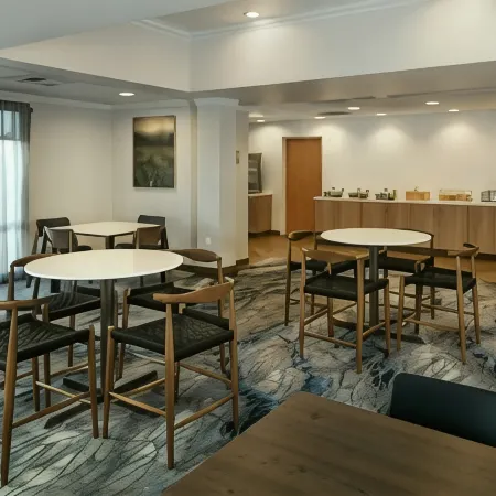 Fairfield Inn & Suites Anchorage Midtown