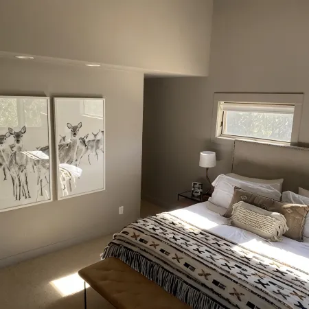 BEAUTIFUL PVT HOME W/ MODERN FURNISHING - EXCLUSIVE WEST BANK JACKSON HOLE