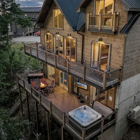 Indoor Pool,Fire Place, Hot Tub, Game Room, WiFi, AC, Sleep 10. Douglas Lake.