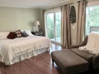 配有大型雙層私人碼頭的寬敞、適合家庭的湖畔度假屋Retreat - Wi-Fi