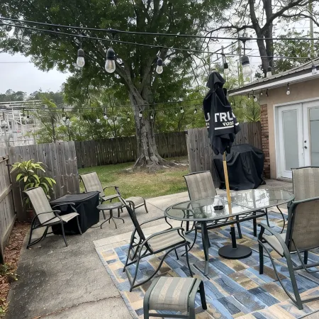 Nostalgic Gulf Coast Getaway Convenient Location! Sleeps 6 Modern Conveniences