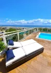 Hotel Ariella - بار