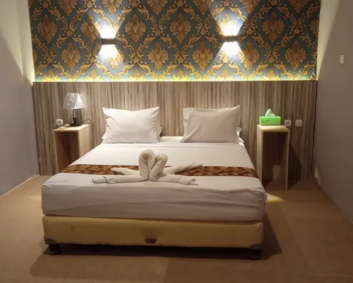 Grand Mansion II Hotel Blitar 勿裡達縣住宿飯店
