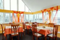 Ukraina Hotel - Bữa sáng