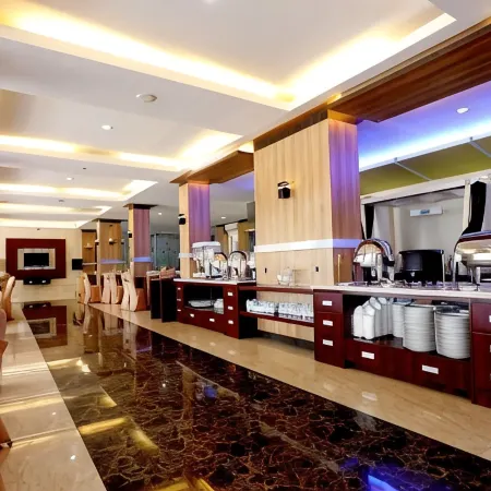 Hotel Grand Permata Hati