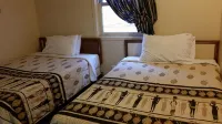 A Voyageur's Guest House - Bed & Breakfasts