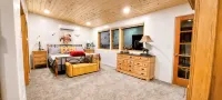 Entire home with privacy and views 10 mins to town 25mins to ski area - 4-Star