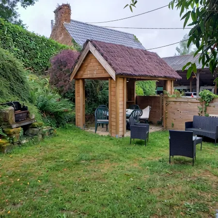 "Le Millet" Furnished Apartment Between Land and Sea, 5 mm from Lac au Duc.