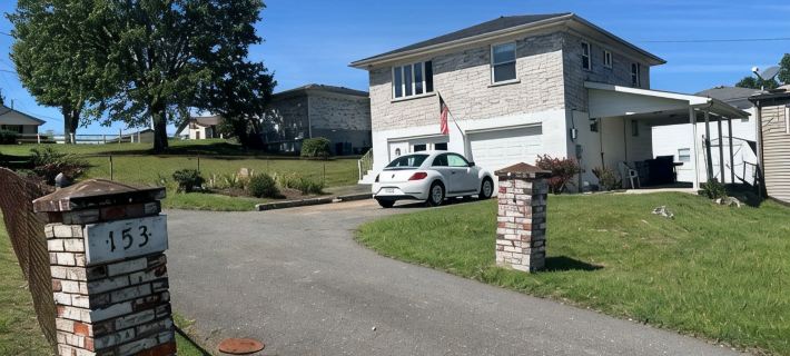 Well-Appointed 2br house 10 mins to New River Gorge National Park Hotels in Plateau