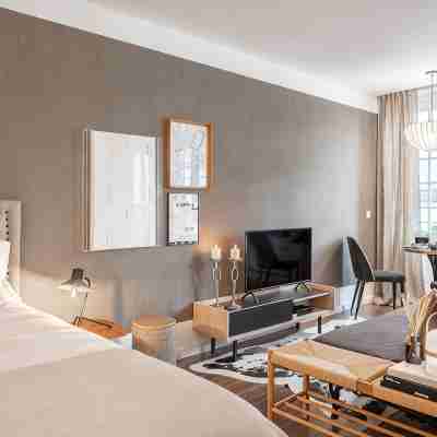 DESIGN HOUSE OLD TOWN | BALCONY | AIRCO | RIBEIRA Rooms