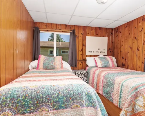Chippewa Bluffs Resort Hotels in Mecosta County