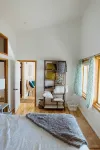 Spacious  MILLION DOLLAR VIEW home w/ fitness room, hot tub in charming Homer - 4-stjärniga