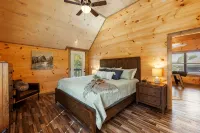 SummerFun! Pets, Indoor Pool, Fire Pit, Hot Tub, Foosball/Air Hockey, Dollywood! - مسبح خاص