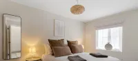 11 Friernhay Court - Apartments