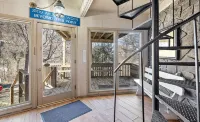 Spacious Round Home, Cozy, Ski In Ski Out for Winter, Prime Location Year Round - 3성급