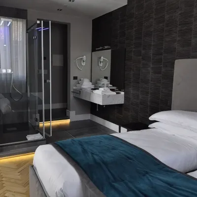 Place 24 Suites & Wellness Hotele w pobliżu Explora