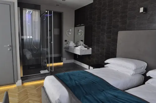 Place 24 Suites & Wellness - Hotel/Alloggi familiari