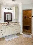 Beautiful House on the River! Book now for Spring & Summer 2025! - 3-Star