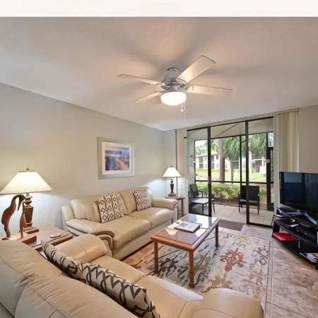 Shorewalk "A Little Piece of Paradise" close to beaches, golf, restaurants, IMG