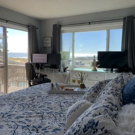 Expansive Ocean View: Private Balcony, Pool, Elevator & Executive Office