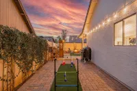 Family Friendly 4Br Retreat w/ Heated Pool, Fire Pit – Near Downtown Gilbert - 욕조