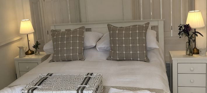 * See over 150 Amazing Guest Reviews on Airbnb * Location * Location * Location Hotels in Poole