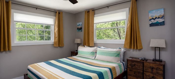 Mountain Retreat Near Pisgah Forest & down Town. Pet Friendly & Game Room! Hotels in Brevard