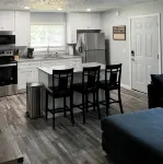 Cozy Cabin at Villager Resort on Lake Cumberland KY - 샬레 호텔