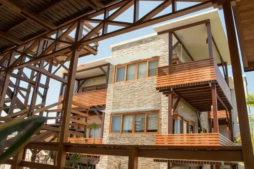 Chez Manany Galapagos Ecolodge - Airport Shuttle