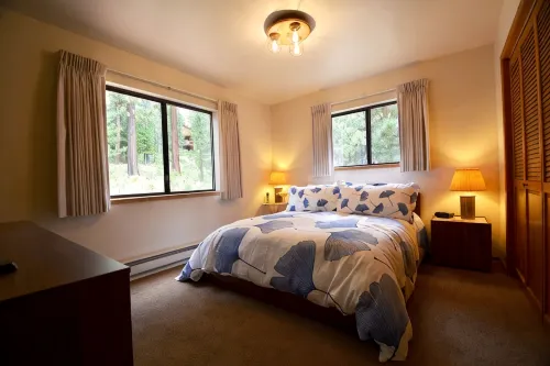 Hale Mauka - Family-friendly 3BD/2BA House With Modern Furnishings - 2-Star