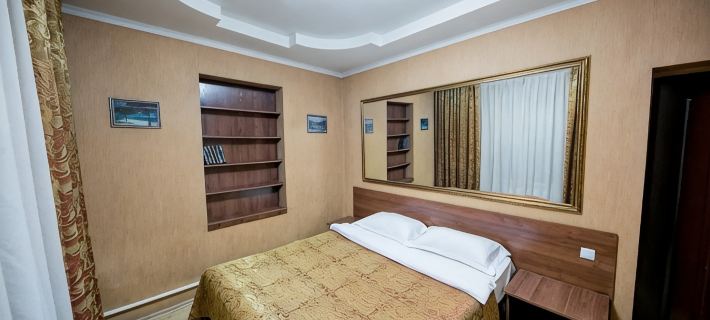 Hotel Flagman Hotel di Bishkek