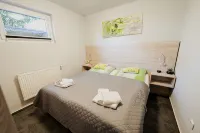 Light-flooded architect's house in a quiet location Apartment "Green" - WiFi