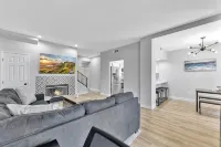 Right By The Sand, Entire 3-Bedroom House In Belmont Shore - Bintang 3