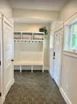 4BD 4.5BA Pet-Friendly Riverfront Home - Wi-Fi