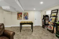 Bancroft House-6 Bdrms -3 King Beds-11 Beds-Spacious and Updated - 방갈로