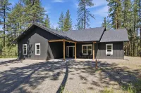 Clark Fork Crossing - Adventures You Seek in Western Montana.  River access. - Wifi