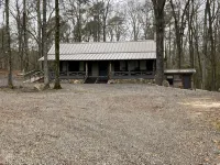 美麗的格里森湖畔距離溫泉城45分鐘的現代小屋！ - 精品