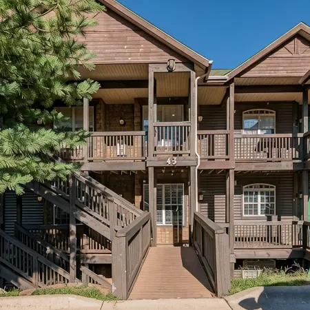 Large Family Alert-Walk-in Lakeview-Sleeps 9-Pools-Near Silver Dollar City
