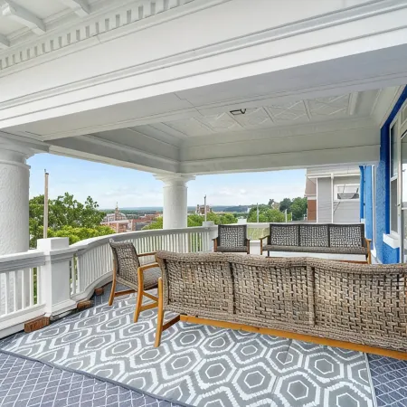 Spacious 7-bedroom house- unique history, modern comforts and incredible views