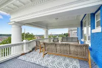 Spacious 7-bedroom house- unique history, modern comforts and incredible views - 4星級