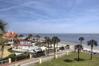 Wake up to the Rhythm of the Atlantic. - Boutique