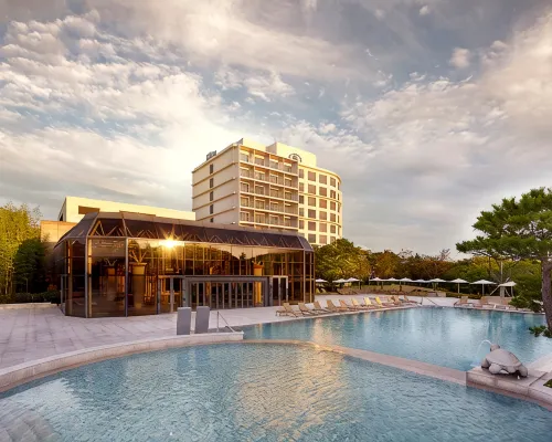 Hilton Gyeongju Отели рядом с достопримечательностью «Комплекс Сансонджан»