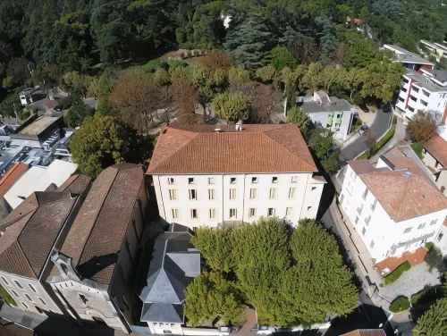 Logis Hotel Restaurant des Thermes - Hot Springs