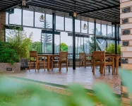 Royal Crown Hotel - 2-Star