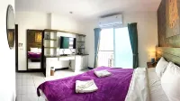 The Shades Hotel 50 meter Beach Front - Wi-Fi