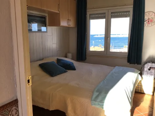 Magnificent Sea View 150m from the Beach 2Pers + 1Enf App. Air Conditioning. Wifi - Wi-Fi