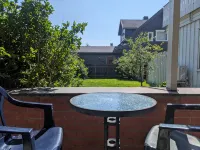 Modern 1BR City Centre Apt - Sleeps 4 - Wifi
